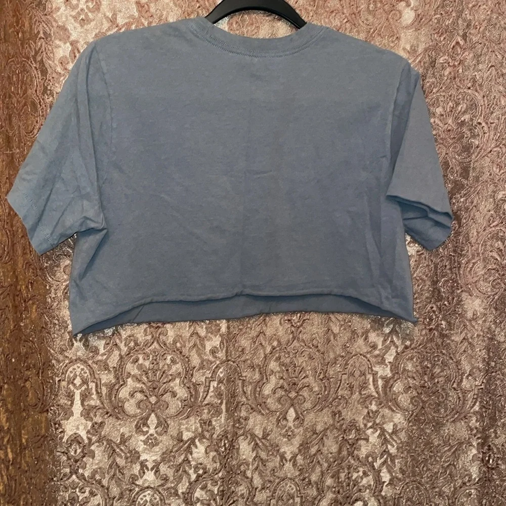 The North Face Gray Women's crop-top. Size Medium. - Picture 3 of 4
